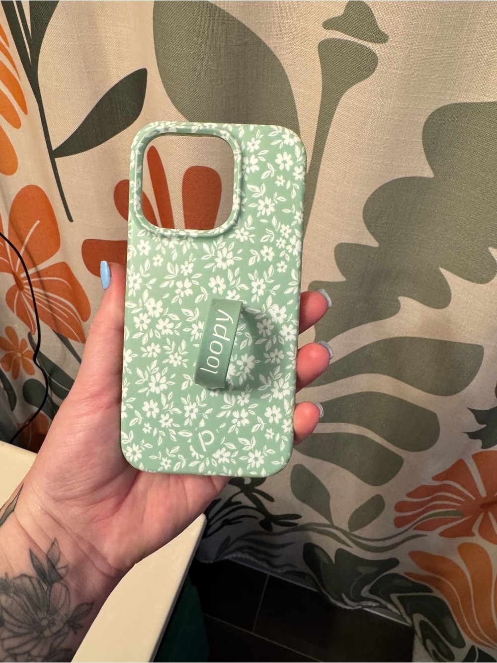 Loopy Mint Green Floral Phone Case iPhone 15 Pro